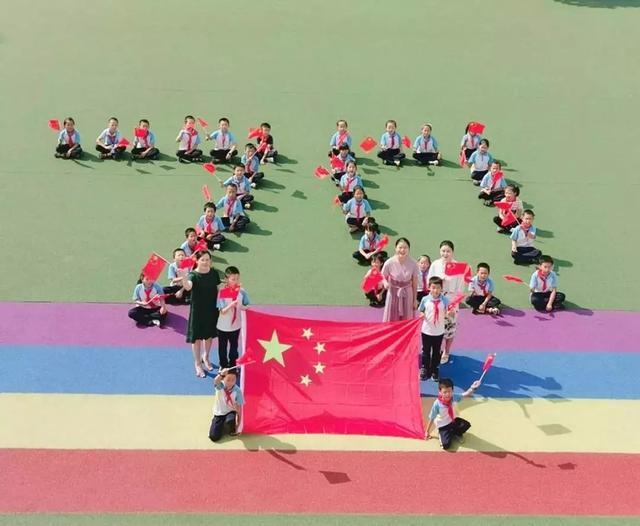 《江大河3》:插足李今婚姻被逼堕胎的杨逦,撕开穷人富养女的隐痛